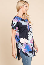 Load image into Gallery viewer, BOMBOM Printed Round Neck Short Sleeve T-Shirt