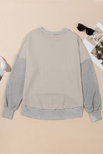 Load image into Gallery viewer, Contrast Round Neck Long Sleeve Sweatshirt