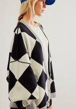 Load image into Gallery viewer, Color Block Button Down Long Sleeve Cardigan