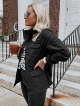 Load image into Gallery viewer, Pocketed Long Sleeve Zip Up Jacket
