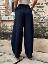 Load image into Gallery viewer, Elastic Waist Pants with Pockets