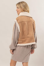 Load image into Gallery viewer, HYFVE Fur-Contrast Zip Up Suede Vest