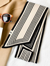 Load image into Gallery viewer, 1a1f2045-4157-4fe9-bf94-8e4e143f10bc-Max-Origin