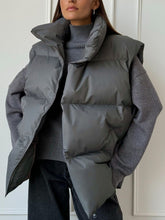 Load image into Gallery viewer, Zip Up Turtleneck Vest Coat