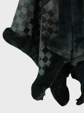 Load image into Gallery viewer, Fuzzy Checkered Long Sleeve Poncho