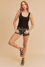 Load image into Gallery viewer, 24482198-0687-4d96-a84f-4aac94722c71-Max