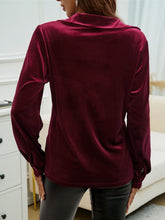 Load image into Gallery viewer, Devine Pocketed Collared Neck Long Sleeve Shirt