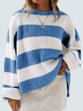 Load image into Gallery viewer, Round Neck Long Sleeve Sweater