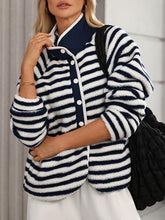 Load image into Gallery viewer, Pocketed Half Snap Sherpa Jacket