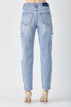 Load image into Gallery viewer, RISEN Distressed Slim Cropped Jeans