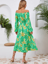 Load image into Gallery viewer, Printed Long Sleeve Midi Dress