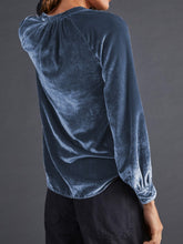 Load image into Gallery viewer, Notched Button Down Long Sleeve Shirt