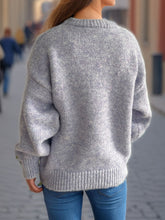 Load image into Gallery viewer, Round Neck Long Sleeve Sweater