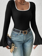 Load image into Gallery viewer, Scoop Neck Long Sleeve T-Shirt