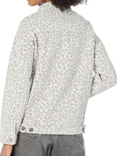 Load image into Gallery viewer, Leopard Button Up Long Sleeve Denim Jacket
