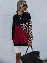 Load image into Gallery viewer, Perfee Leopard Contrast Long Sleeve Sweatshirt