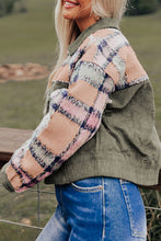 Load image into Gallery viewer, Plaid Corduroy Flap Pockets Button Up Jacket
