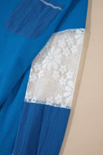Load image into Gallery viewer, Lace Patchwork Sleeve Stitching V Neck Top
