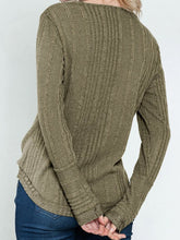 Load image into Gallery viewer, Textured V-Neck Long Sleeve T-Shirt