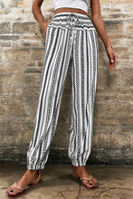 Load image into Gallery viewer, Printed Elastic Waist Pants