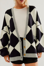Load image into Gallery viewer, Color Block Button Down Long Sleeve Cardigan