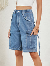 Load image into Gallery viewer, Buttoned Elastic Waist Denim Shorts with Pockets
