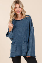 Load image into Gallery viewer, Mittoshop Mineral Wash Patch Pocket Cut Edge Sweater