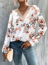 Load image into Gallery viewer, Printed V-Neck Long Sleeve Blouse