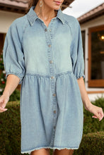 Load image into Gallery viewer, Raw Hem Snap Down Half Sleeve Denim Dress