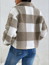 Load image into Gallery viewer, Decorative Pocket Flap Plaid Long Sleeve Jacket