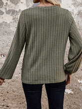 Load image into Gallery viewer, Leopard Round Neck Long Sleeve T-Shirt