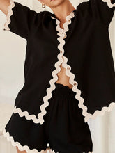 Load image into Gallery viewer, Contrast Trim Half Sleeve Top and Shorts Set