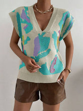 Load image into Gallery viewer, Color Block V-Neck Sweater Vest