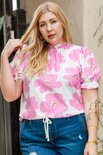Load image into Gallery viewer, Plus Size Printed Round Neck Short Sleeve Top