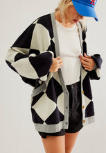 Load image into Gallery viewer, Color Block Button Down Long Sleeve Cardigan