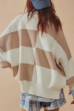 Load image into Gallery viewer, Color Block Round Neck Long Sleeve Sweater