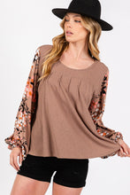 Load image into Gallery viewer, SAGE + FIG Floral Long Sleeve Front Pleated Detail Blouse