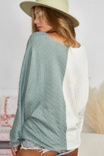 Load image into Gallery viewer, BiBi Twist Front Contrast Cable Knit Top
