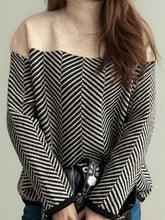 Load image into Gallery viewer, Contrast Turtleneck Long Sleeve Sweater