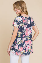 Load image into Gallery viewer, BOMBOM Floral Round Neck Short Sleeve T-Shirt