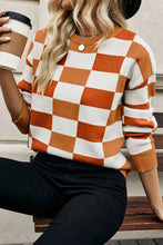 Load image into Gallery viewer, Color Block Round Neck Sweater