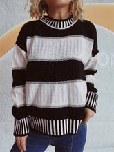 Load image into Gallery viewer, Contrast Round Neck Long Sleeve Sweater