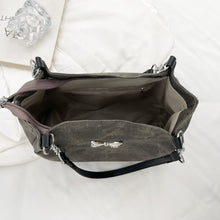 Load image into Gallery viewer, Bow Polyester Medium Tote Bag