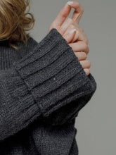 Load image into Gallery viewer, Pocketed Open Front Dropped Shoulder Cardigan