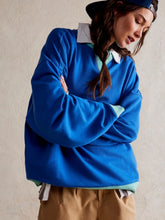 Load image into Gallery viewer, Contrast Trim Round Neck Long Sleeve Sweatshirt