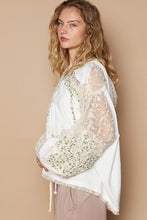 Load image into Gallery viewer, POL Star Patch Lace Contrast Long Sleeve Hooded Top