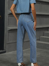 Load image into Gallery viewer, Pearl Detail Straight Jeans with Pockets