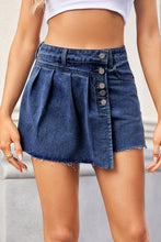 Load image into Gallery viewer, Raw Hem Denim skort