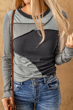 Load image into Gallery viewer, Exposed Seam Contrast Round Neck Long Sleeve T-Shirt