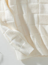 Load image into Gallery viewer, Checkered Round Neck Long Sleeve Sweater